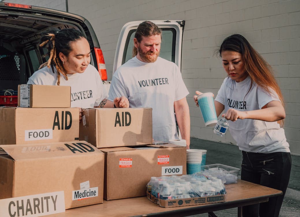 Bénévole humanitaire depuis le Canada pour le Cameroun : guide complet 2026